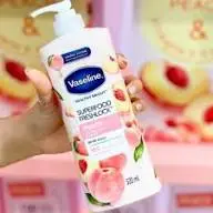 لوسیون بدن سوپرفود وازلین هلو Vaseline
